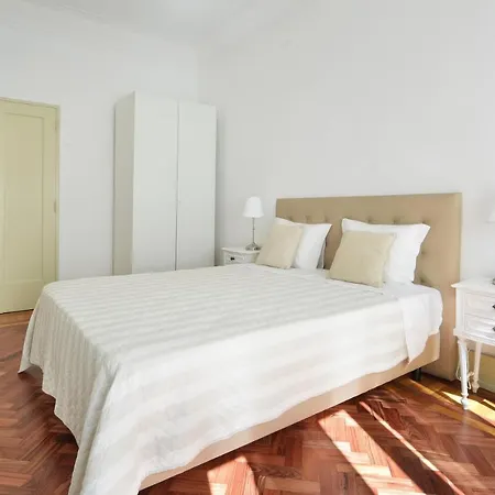 Гостьовий будинок Quartos Do Marques Лісабон