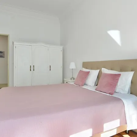 Гостьовий будинок Quartos Do Marques 2*