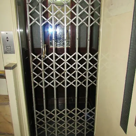 Quartos Do Marques 2* Лісабон